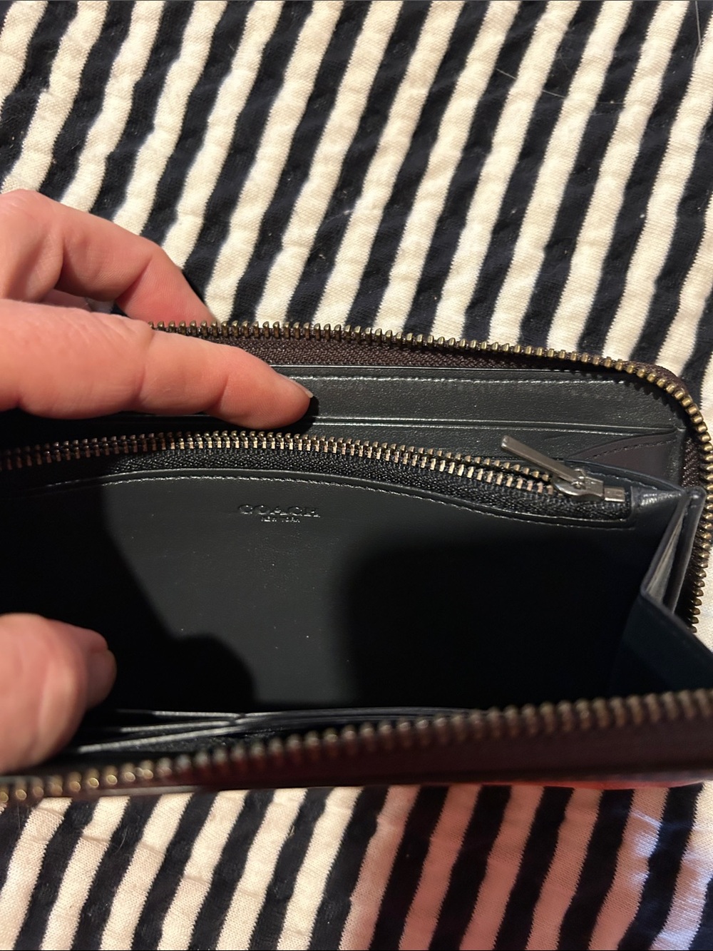 Coach Two-Tone Orange and Brown Zip Wallet - Picture 6 of 8